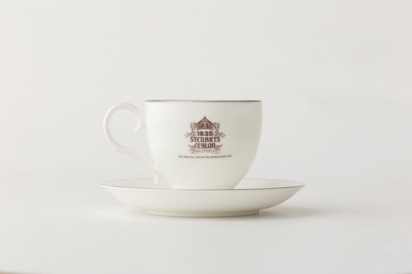 ノリタケ製 ティーカップ&ソーサーセット(GST ロゴ入り)