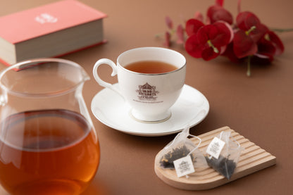 ノリタケ製 ティーカップ＆ソーサーセット（George Steuart Tea ロゴ入り）